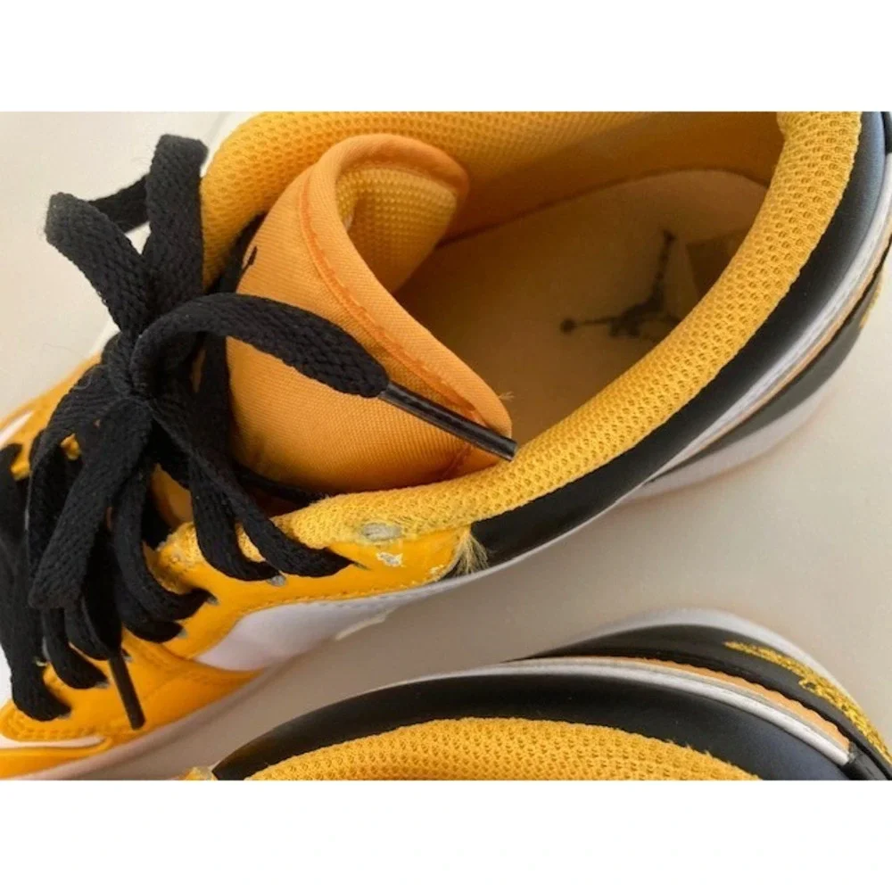 Air Jordan Nike 1 Low Taxi 10.5 Yellow and White Color Block Very Cool